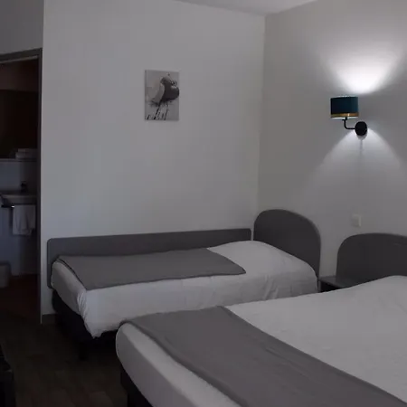 Rev'hotel Hotel 2*